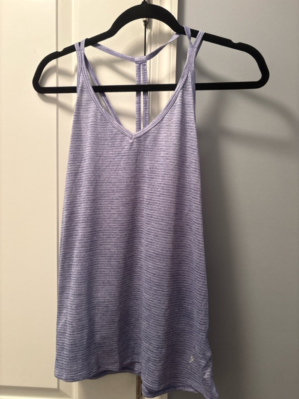 Old Navy Active Go-Dry Racerback Tank Purple Heather Size M Loose Fit